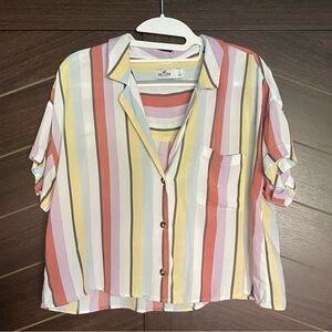 Hollister Size Large multicolored striped crop button down shirt.